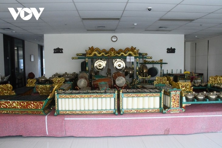 ວົງ​ດົນ​ຕີ Gamelan ຂອງ ອິນ​ໂດ​ເນ​ເຊຍ - ມໍ​ລະ​ດົກ​ວັດ​ທະ​ນະ​ທຳ​ບໍ່​ເປັນ​ວັດ​ຖຸ​ຂອງມວນ​ມະ​ນຸດ - ảnh 1