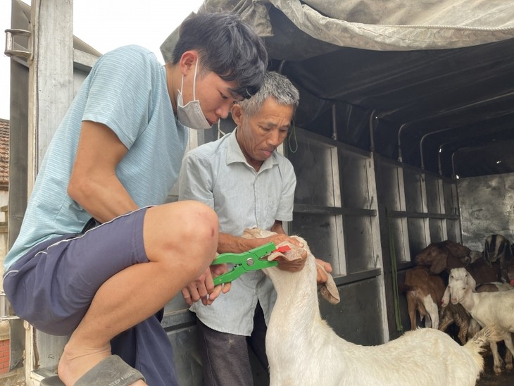 ເງ້ອານ ລະດົມກຳລັງແຮງພາຍໃນ ແລະ ພາຍນອກຢ່າງສຳເລັດຜົນເພື່ອຫນູນຊ່ວຍຜູ້ທຸກຍາກ - ảnh 1