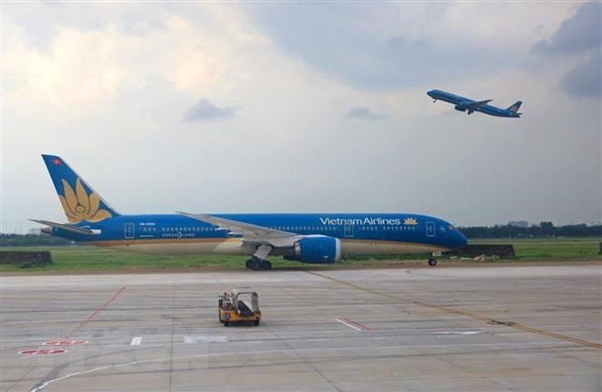 Vietnam Airlines ຖືກຈັດ​ໃນ​ຕາ​ຕະ​ລາງ​ຈັດ​ອັນ​ດັບ 10 ບໍ​ລິ​ສັດ​ການ​ບິນ​ສາ​ກົນ​ທີ່​ດີ​ທີ່​ສຸດ​ປີ 2023 ໂດຍ Bounce ຄັດ​ເລືອກ - ảnh 1