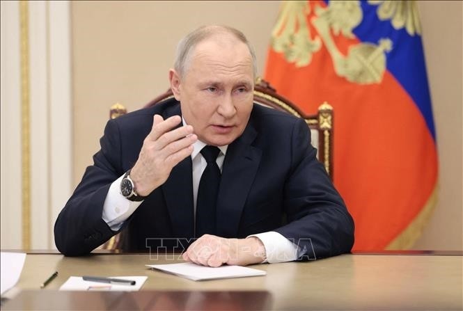 ທ່ານ​ປະ​ທາ​ນາ​ທິ​ບໍ​ດີ V.Putin: ການ​ພົວ​ພັນ ລັດ​ເຊຍ - ອາ​ເມ​ລິ​ກາ ຈະ​ບໍ່​ປຽນ​ແປງ - ảnh 1