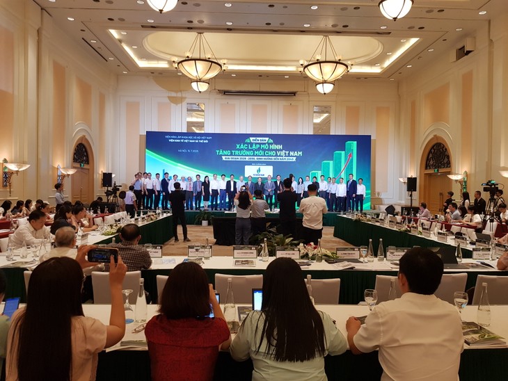 ກຳ​ນົດ​ຮູບ​ແບບ​ການ​ເຕີບ​ໂຕ​ໃໝ່​ໃຫ້​ເໝາະ​ສົມ​ກັບ​ເງື່ອນ​ໄຂ​ຂອງ ຫວຽດ​ນາມ - ảnh 1