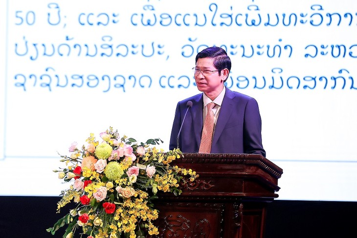 ສັບ​ປະ​ດາ​ວັດ​ທະ​ນະ​ທຳ​ລາວ ຢູ່ ຫວຽດ​ນາມ ປີ 2025 ເຕັມ​ໄປ​ດ້ວຍ​ຈັງ​ຫວະທຳ​ນອງແຫ່ງ​ສັນ​ຕິ​ພາບ - ảnh 1