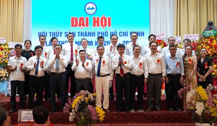 ນະ​ຄອນ ໂຮ່​ຈີ​ມິນ ຍູ້​ແຮງ​ການ​ຕ້ານ​ການ​ຂຸດ​ຄົ້ນ IUU ແລະ ພັດ​ທະ​ນາ​ການ​ປູກ​ລ້ຽງ​ສິນ​ທະ​ເລ​ນຳ​ໃຊ້​ເຕັດ​ໂນ​ໂລ​ຢີ​ສູງ - ảnh 1