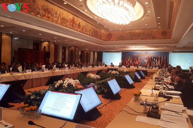 Asean y Unión Europea muestran voluntad de elevar sus relaciones - ảnh 1