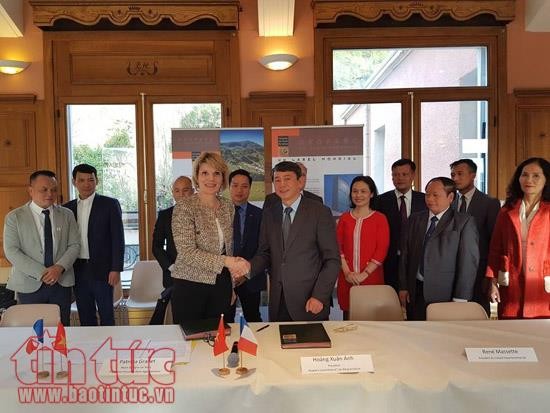 Vietnam y Francia trabajan juntos para preservar el geoparque de Cao Bang - ảnh 1