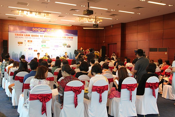 Más de 1.600 stands participan en la Exposición Internacional de Construcción Vietbulid Hanói - ảnh 1