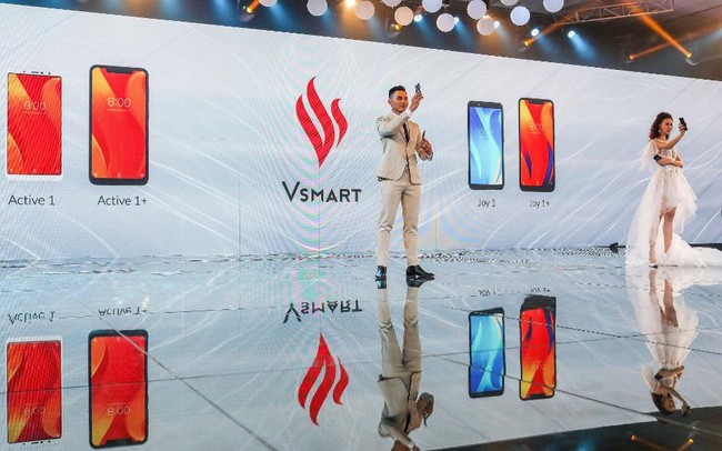 Forbes bautiza móvil Vsmart de Vietnam como “fenómeno” del mercado doméstico - ảnh 1