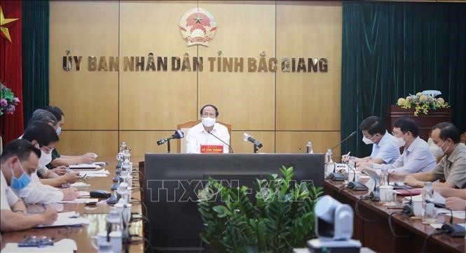 Promueven la recuperación económica y la respuesta al covid-19 en Bac Giang - ảnh 1