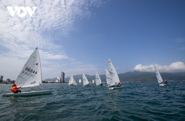 Velas blancas en el mar de Da Nang - ảnh 7