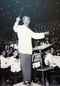 民族大団結精神の発揮 - ảnh 1