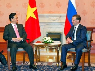 ベトナムとロシア、ベラルーシとの伝統的な友好関係強化 - ảnh 1