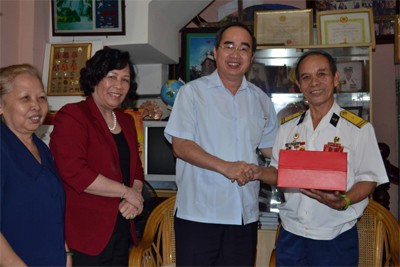 戦没者戦争傷病者の日の記念活動 - ảnh 1