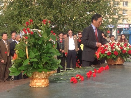 独立記念日を祝う活動 - ảnh 1