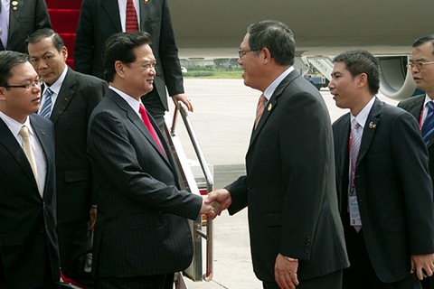 ズン首相、アセアン・中国投資貿易サミットに出席 - ảnh 1