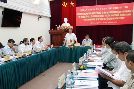 アイン政治局員、交通運輸省の党建設活動を視察 - ảnh 1