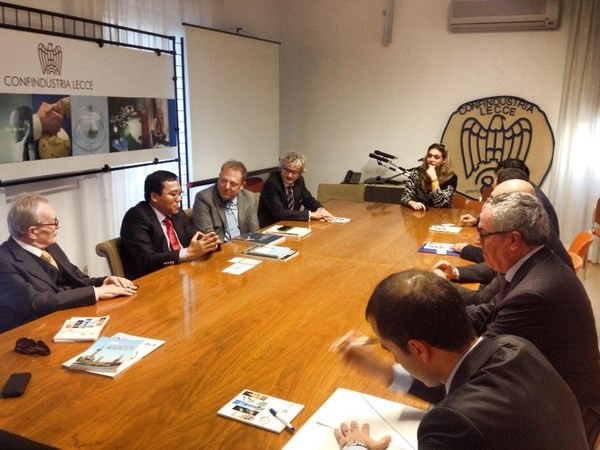 ベトナムとイタリア各地、貿易協力強化 - ảnh 1