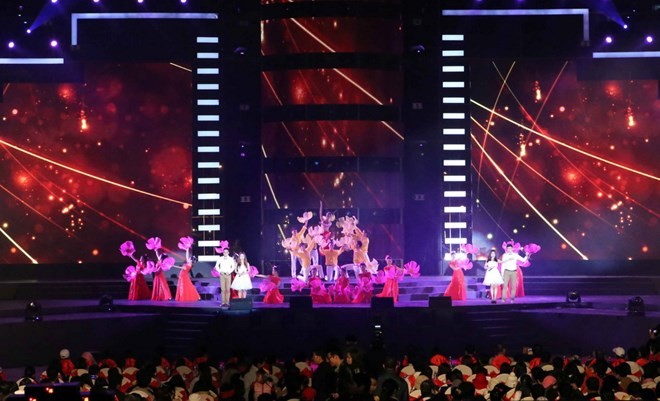 新年を祝う活動 - ảnh 1