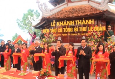 故レー・ズアン党書記長を偲ぶ神殿、落成 - ảnh 1