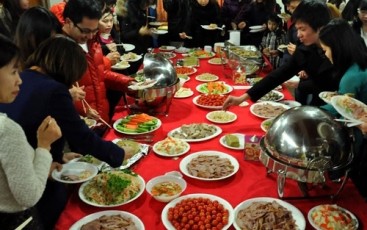 韓国駐在大使館、テトを祝う集い開催 - ảnh 1