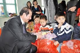 貧しい人々がテトを楽しむための支援活動 - ảnh 1