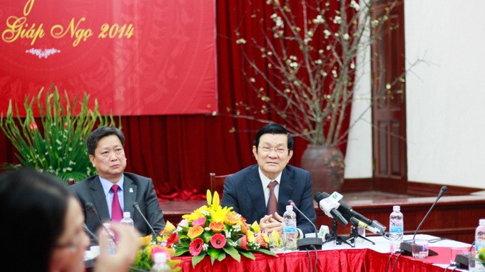 サン主席、ベトナム各民族の文化観光村を訪れた - ảnh 1