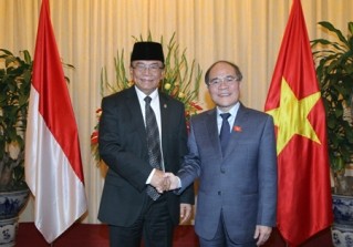 フン国会議長、インドネシア国民協議会議長と会談 - ảnh 1