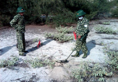 地雷不発弾被害の克服に関する会議 - ảnh 1