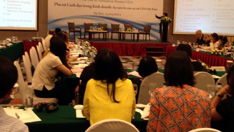 ｢経営分野における女性指導者｣座談会 - ảnh 1