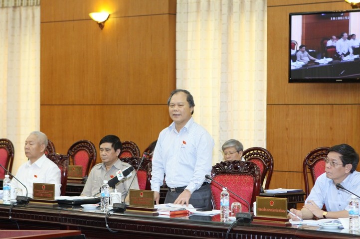 国会常委、人民裁判所組織法改正案討議 - ảnh 1