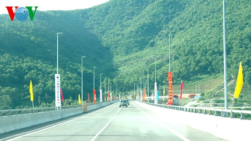 ホーチミンルート昔と今 - ảnh 1