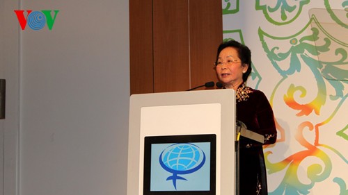 越女性50人、グローバル・サミット・ウィメンに出席 - ảnh 1