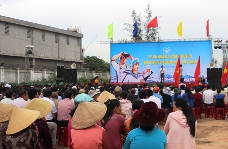 海と島に関する宣伝啓蒙プログラム - ảnh 1