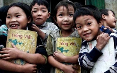 「夢を灯す」と題する芸術交流会 - ảnh 1