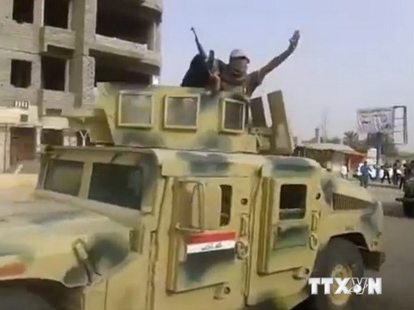 イラク最大級の石油施設めぐり交戦、政府「過激派撃退」 - ảnh 1