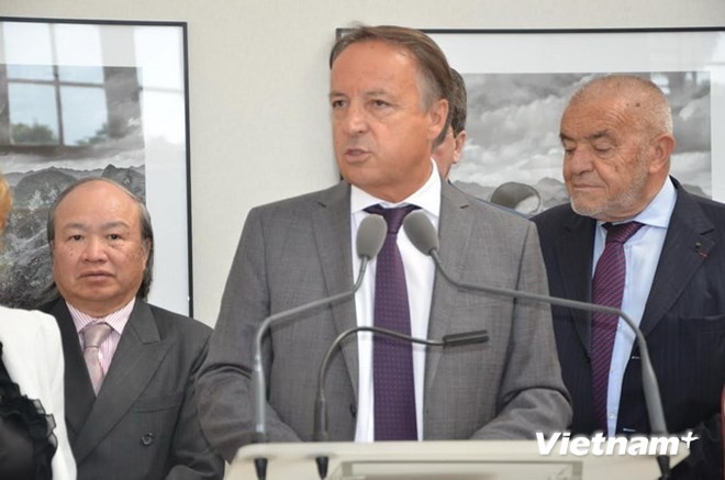 各民族に関する写真展、フランス上院で開催 - ảnh 1