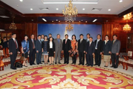 クオン法相、ラオスの首相らと会見 - ảnh 1