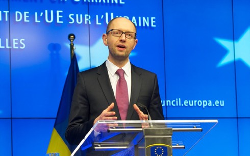 ウクライナ首相の辞意、議会が認めず  - ảnh 1