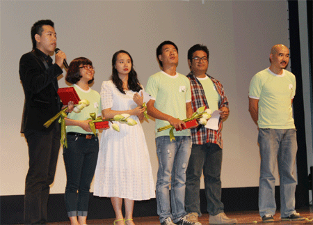 映画ゴールデンロータス賞の授賞式 - ảnh 1