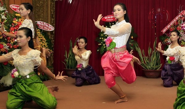 伝統的正月を迎えるクメール族の人々 - ảnh 1