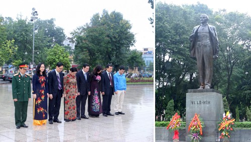 有力紙、ロシア十月革命に関する記事を掲載 - ảnh 1