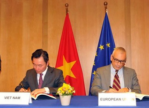 ベトナムとEU、PCAに関する議定書に署名 - ảnh 1