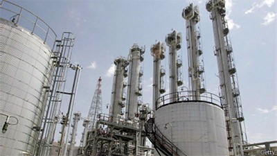 イランの核協議 交渉期限延長など模索か - ảnh 1