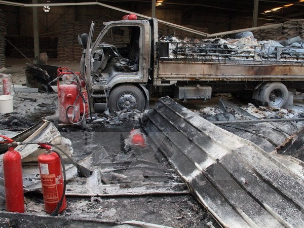 リビア中部、兵士２２人死亡 民兵が原油積み出し港急襲 - ảnh 1