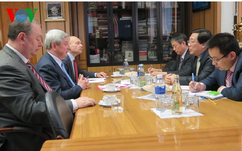 ロシア下院、ベトナムの大規模な活動を支持 - ảnh 1