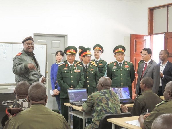 ベトナム・モザンビーク、国防協力を推進 - ảnh 1