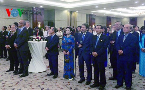 キューバとの国交樹立記念日を祝う式典 - ảnh 1