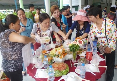 各地で、「家庭の日」を祝う - ảnh 1