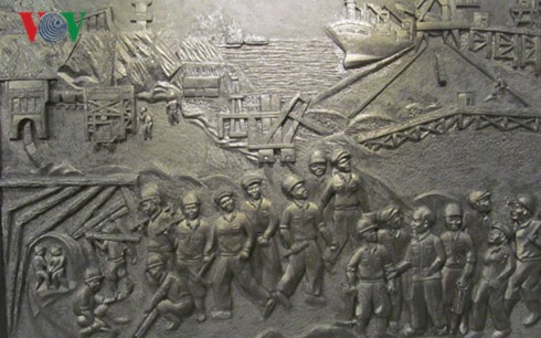 「炭鉱労働者たち」がテーマの絵画展 - ảnh 1