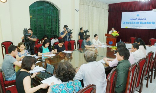 ハノイ国立音楽院設立記念式典 - ảnh 1