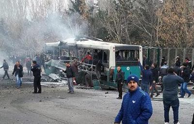 トルコ「自動車爆弾テロは分離主義組織の犯行」 - ảnh 1